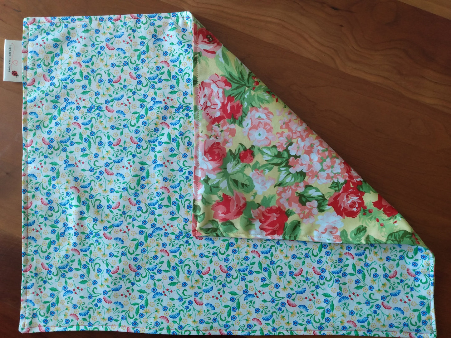 Placemats Reversible Yellow Red Floral