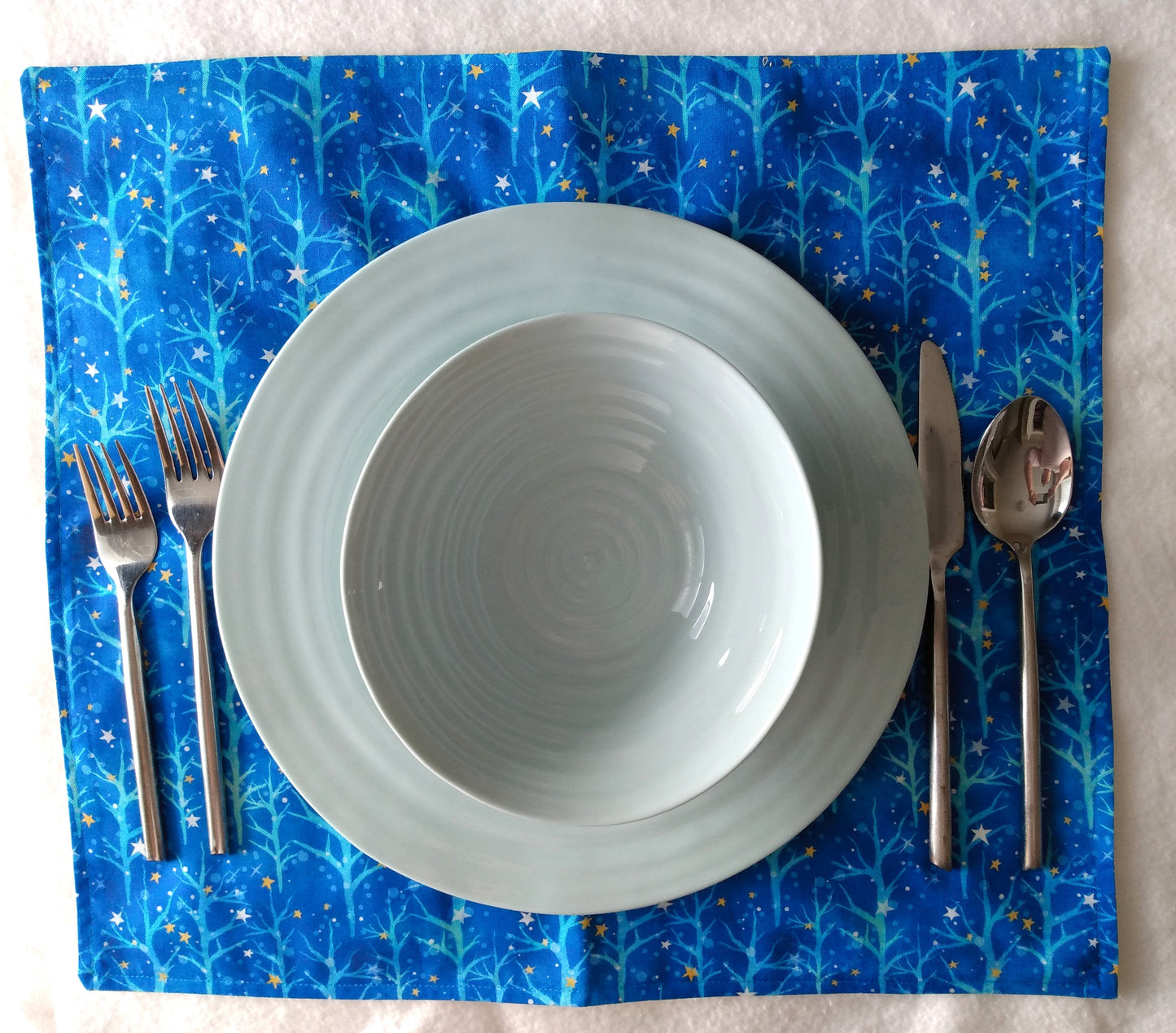 Placemats Reversible 100% Cotton Blue Trees Gold Damask