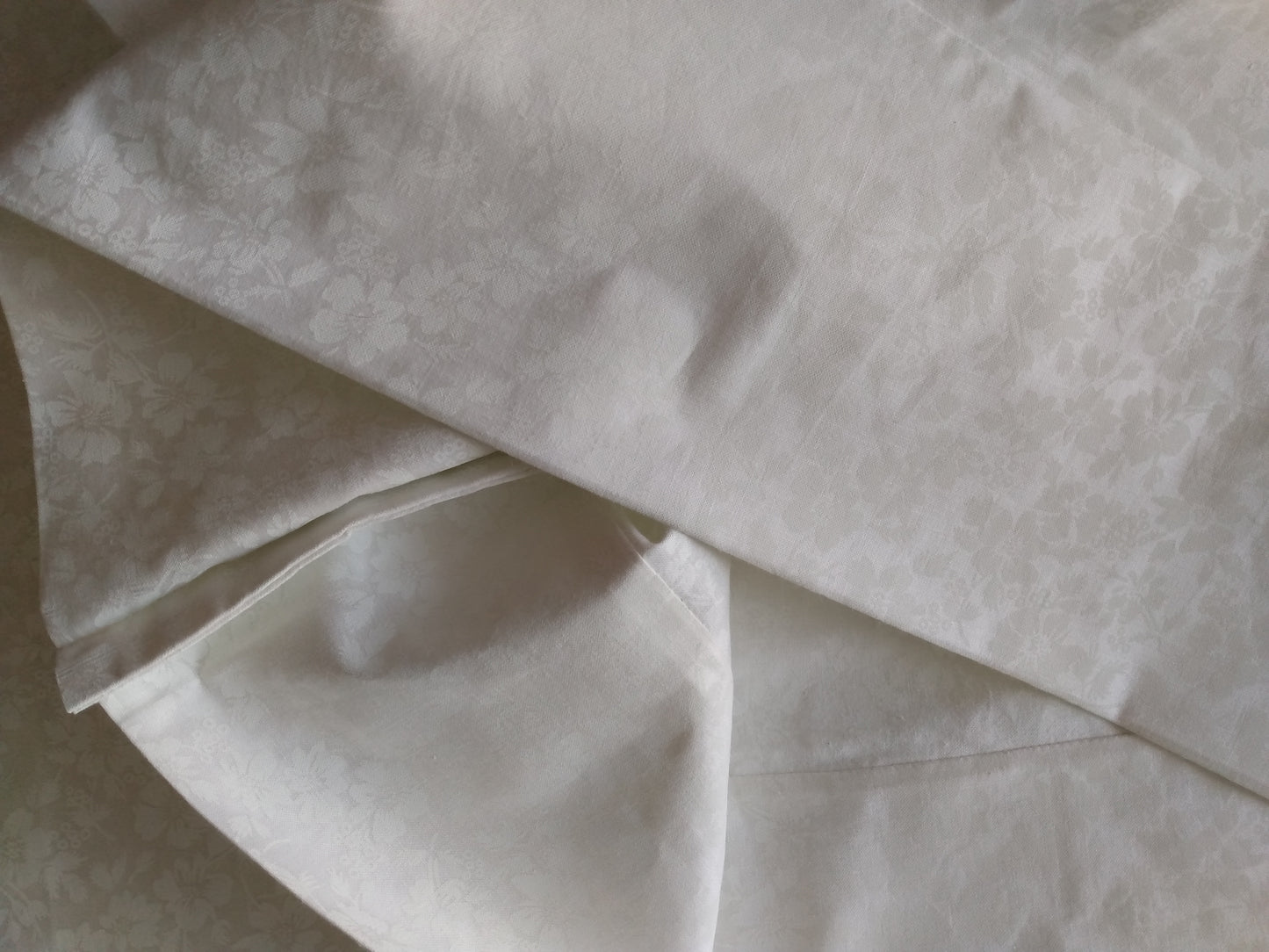 100% Cotton Pillowcase White Floral White on White