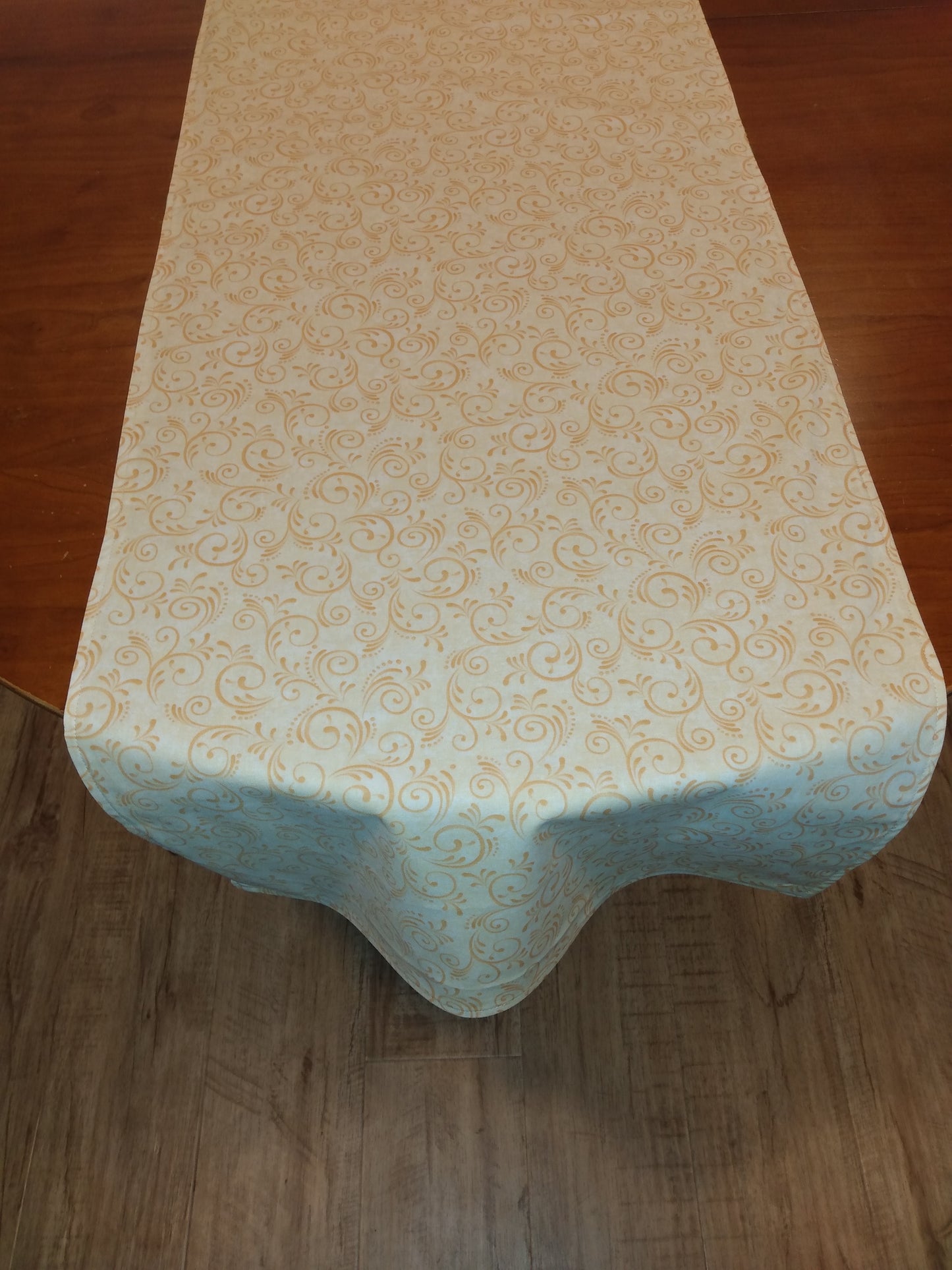 Table Runner Reversible 100% Cotton Green and Gold Swirl