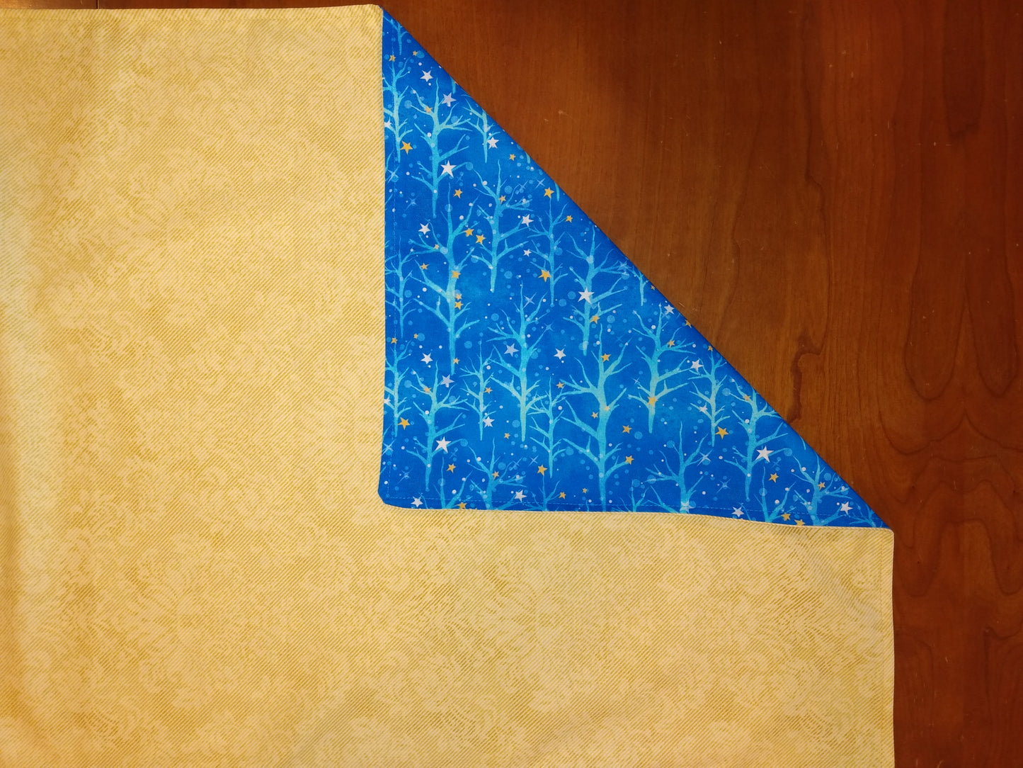 Table Runner Reversible 100% Cotton Blue Trees Gold White Stars Gold Damask