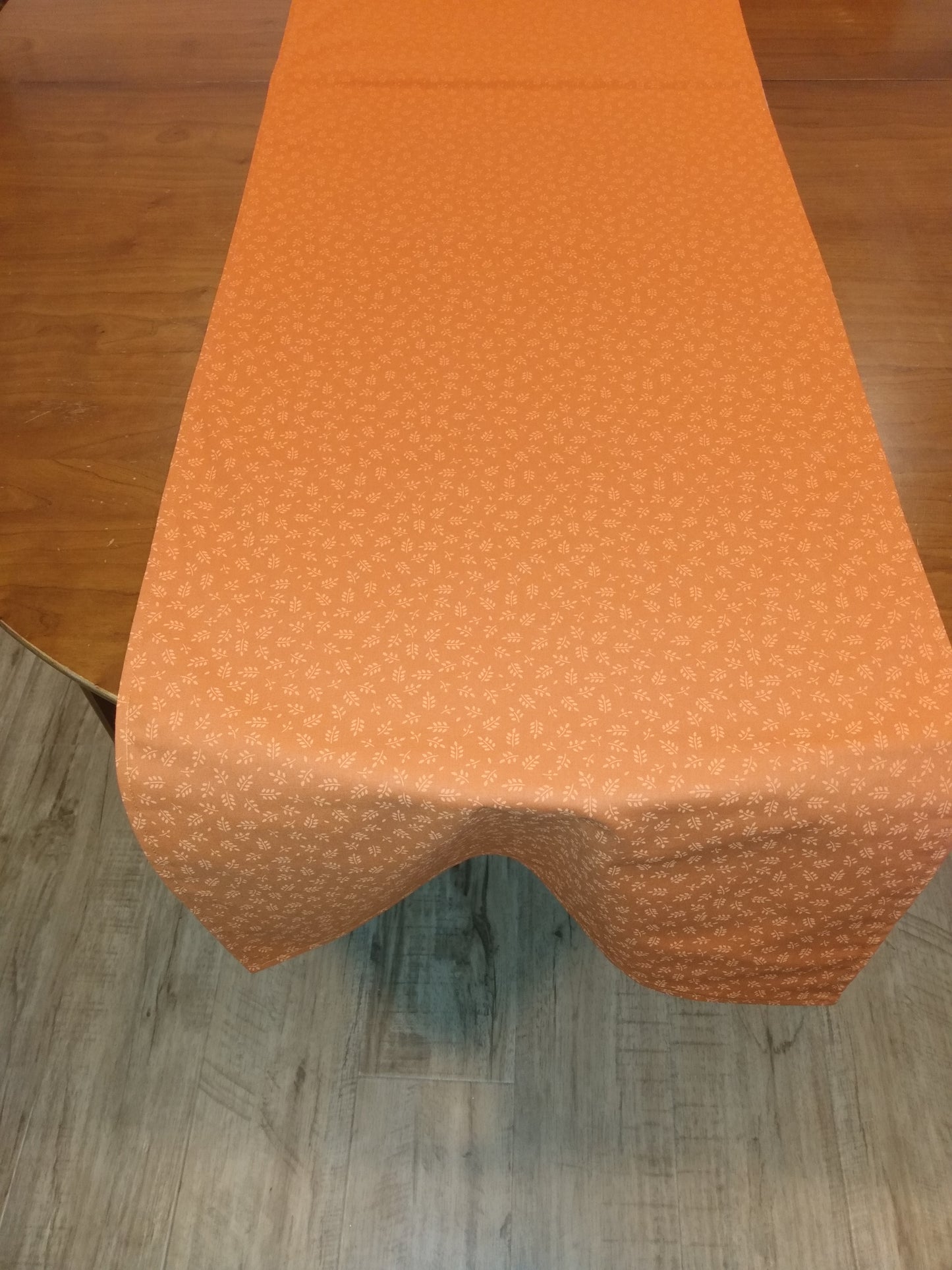 Table Runner 100% Cotton Orange Leaves