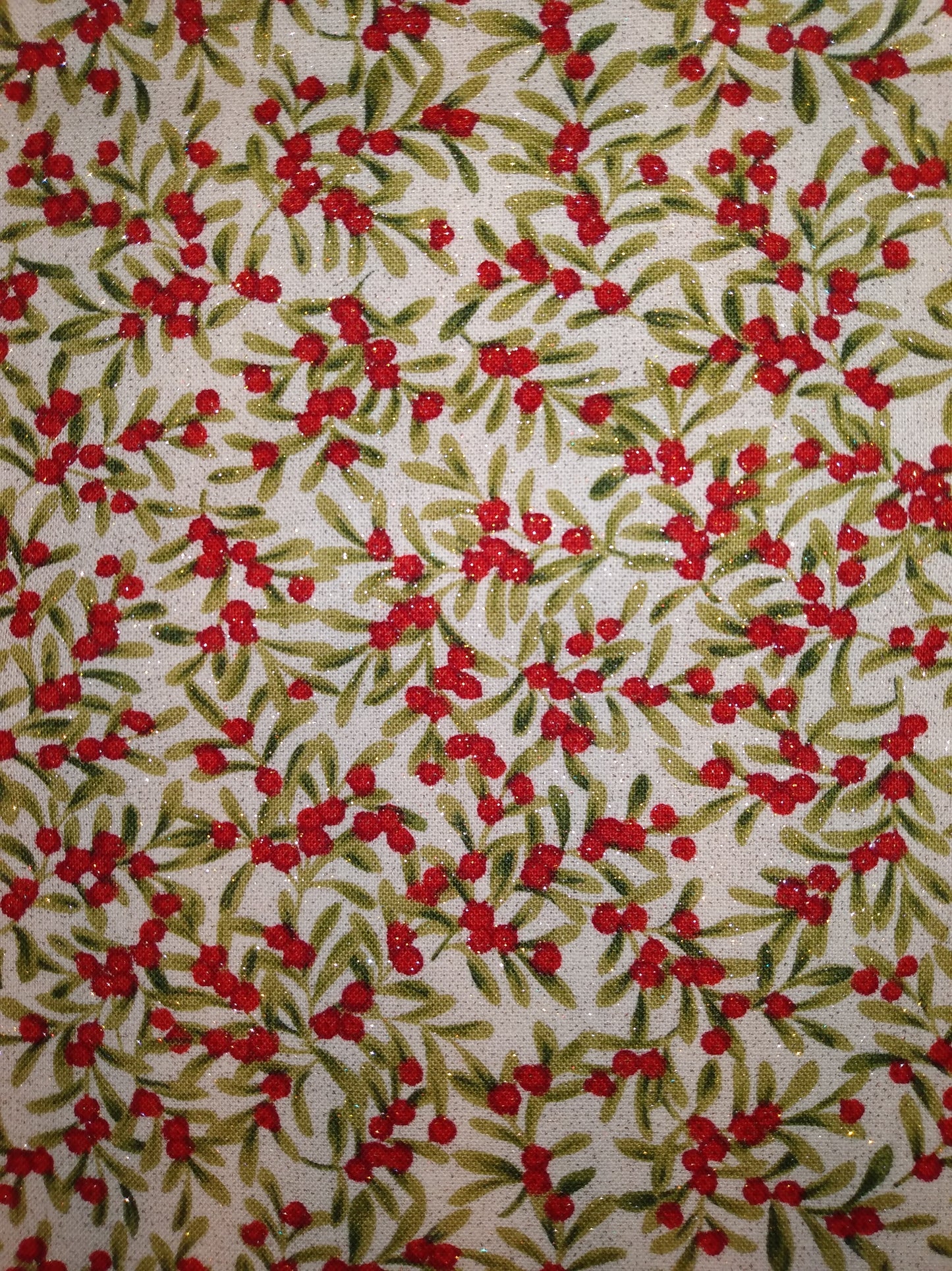 Table Runner Reversible 100% Cotton Classic Mistletoe Sparkly Cream Red White Stars
