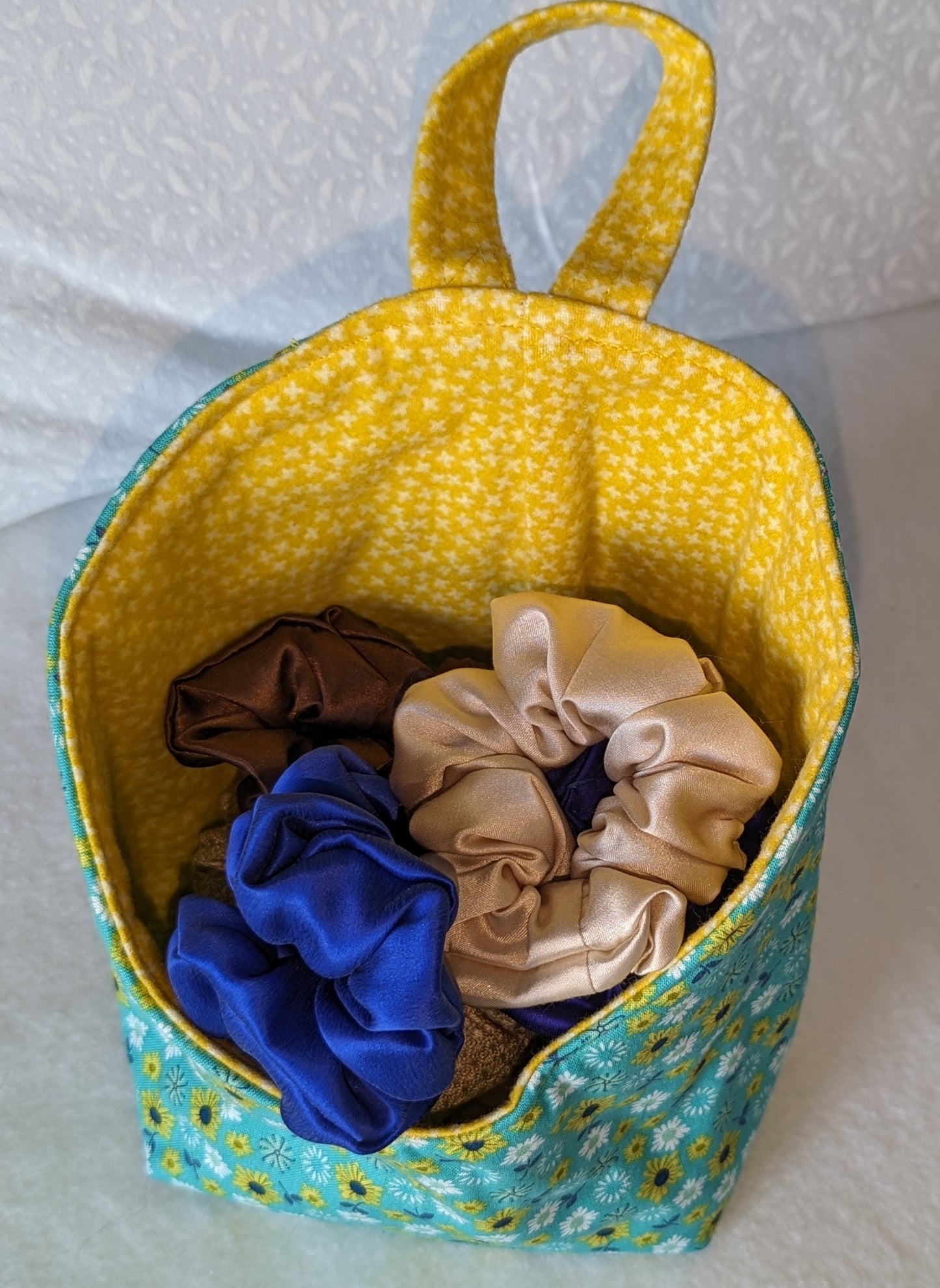 Hanging Basket Cotton Storage Pod Basket Yellow Teal White Medium