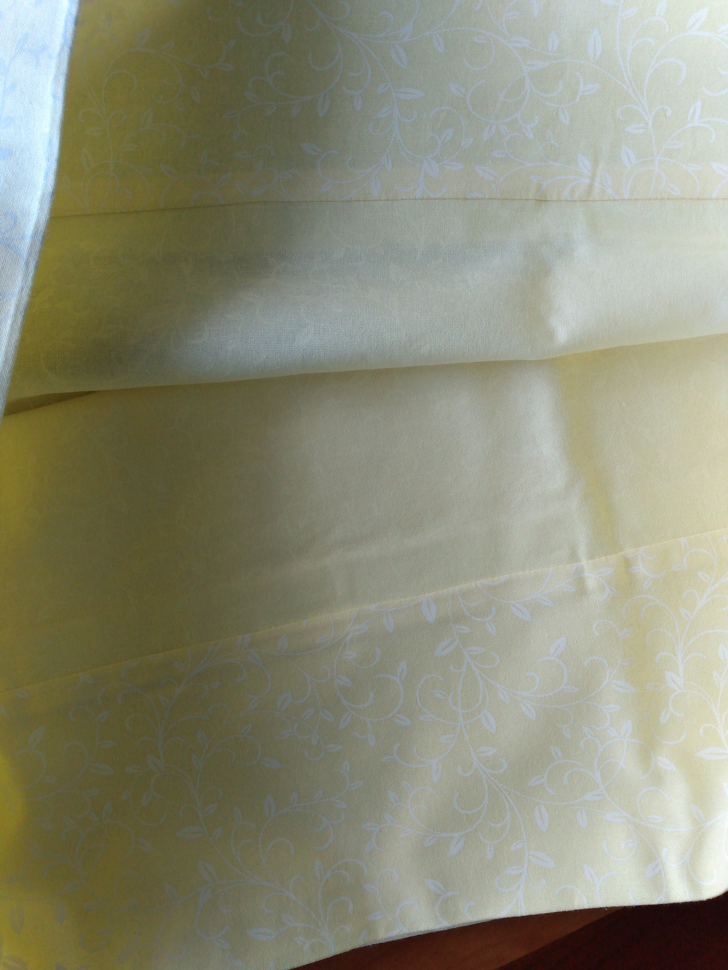 100% Cotton Pillowcase Light Yellow White
