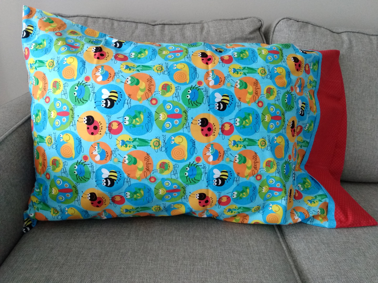 100% Cotton Pillowcase Bugs 2
