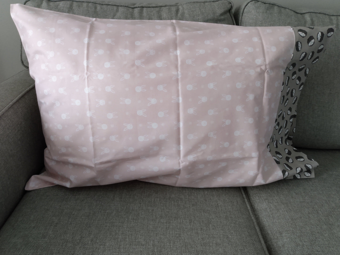 100% Cotton Pillowcase Bunnies Hedgehog 2