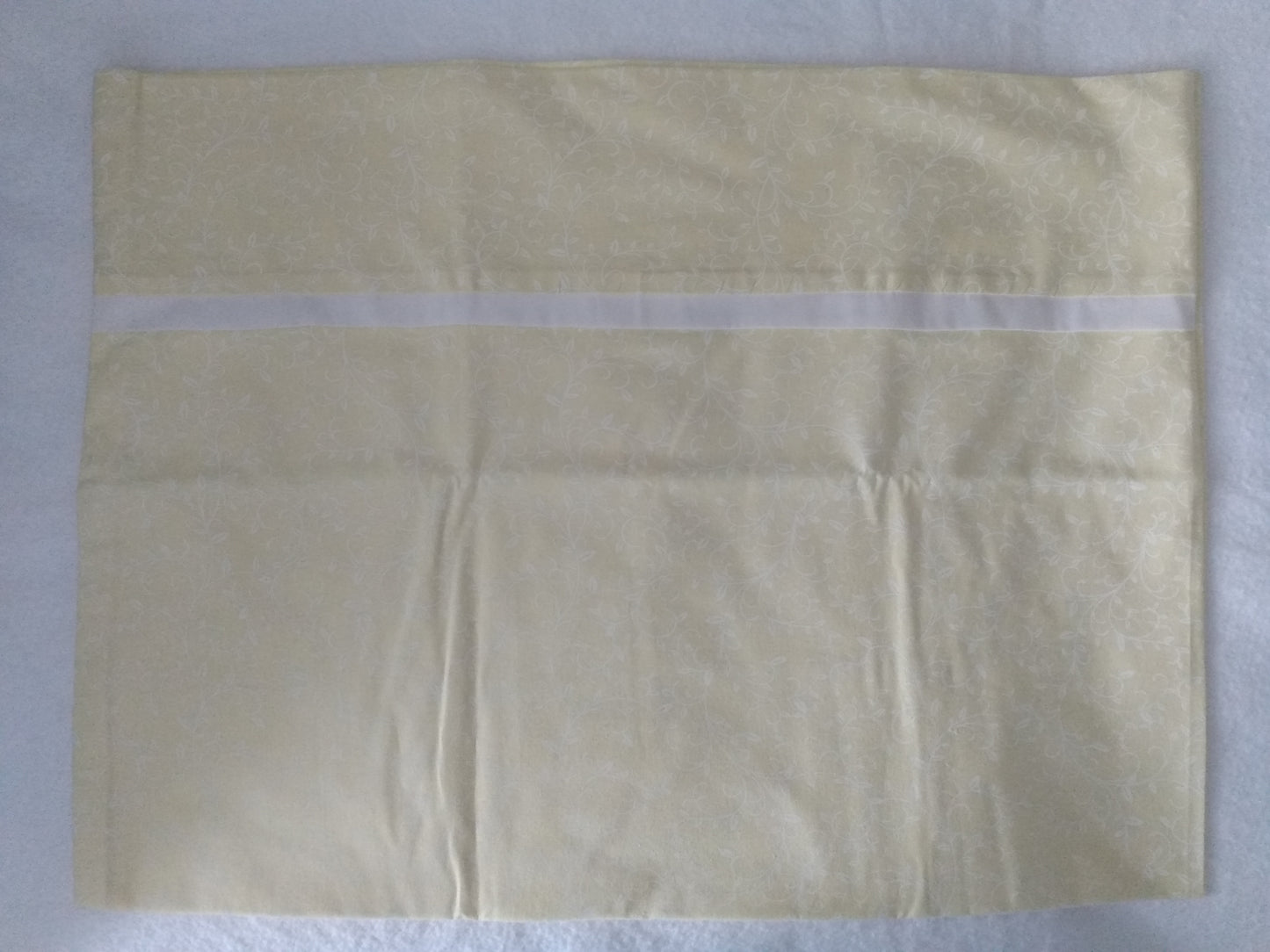 100% Cotton Pillowcase Light Yellow White