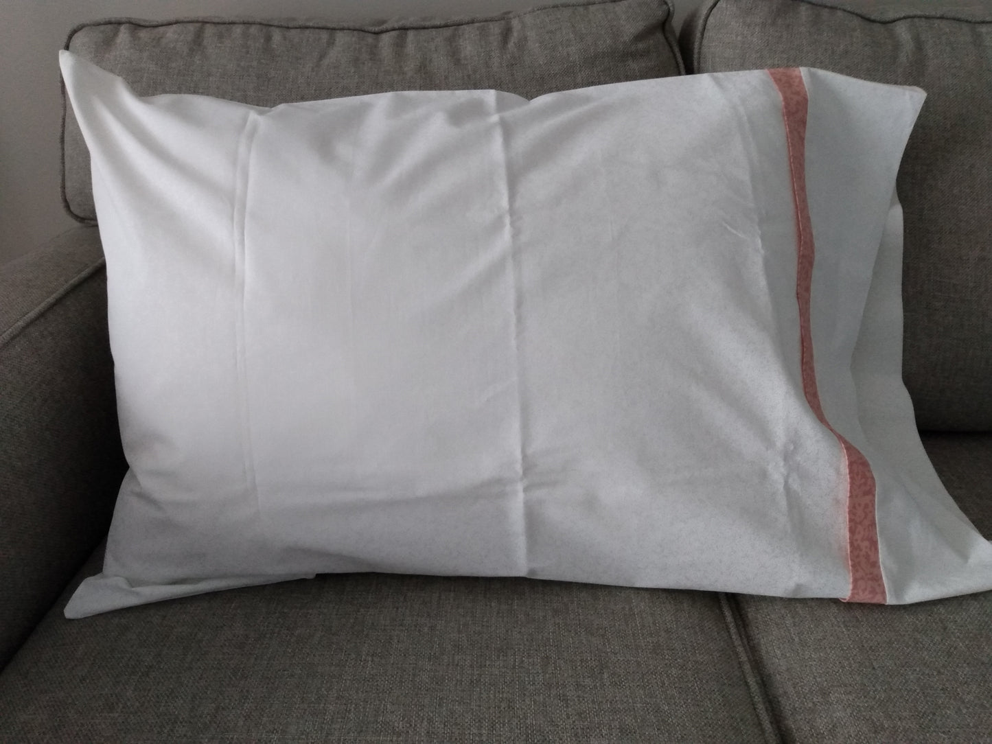 100% Cotton Pillowcase White Floral Dusty Rose