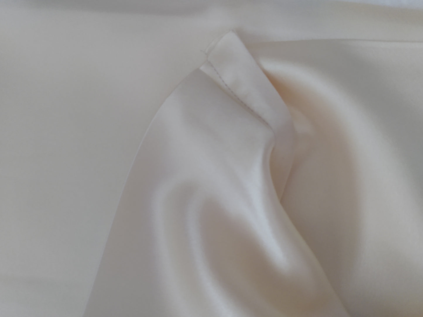 100% Mulberry Silk Charmeuse Pillowcase Cream