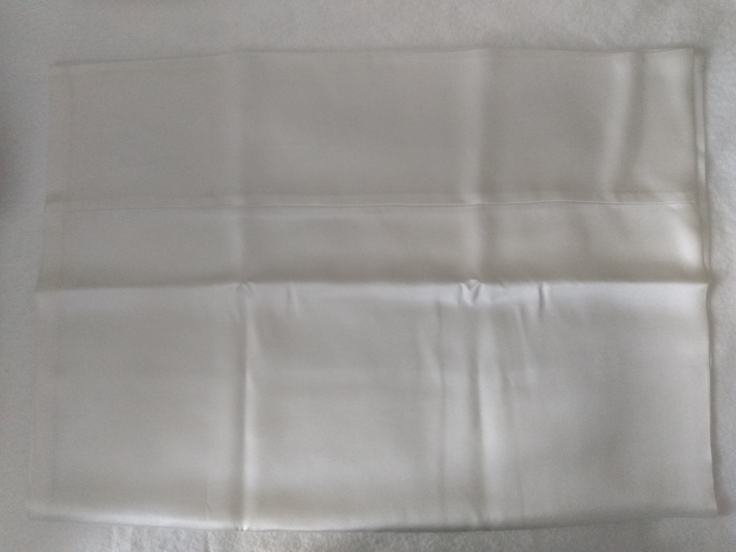 100% Mulberry Silk Charmeuse Pillowcase White