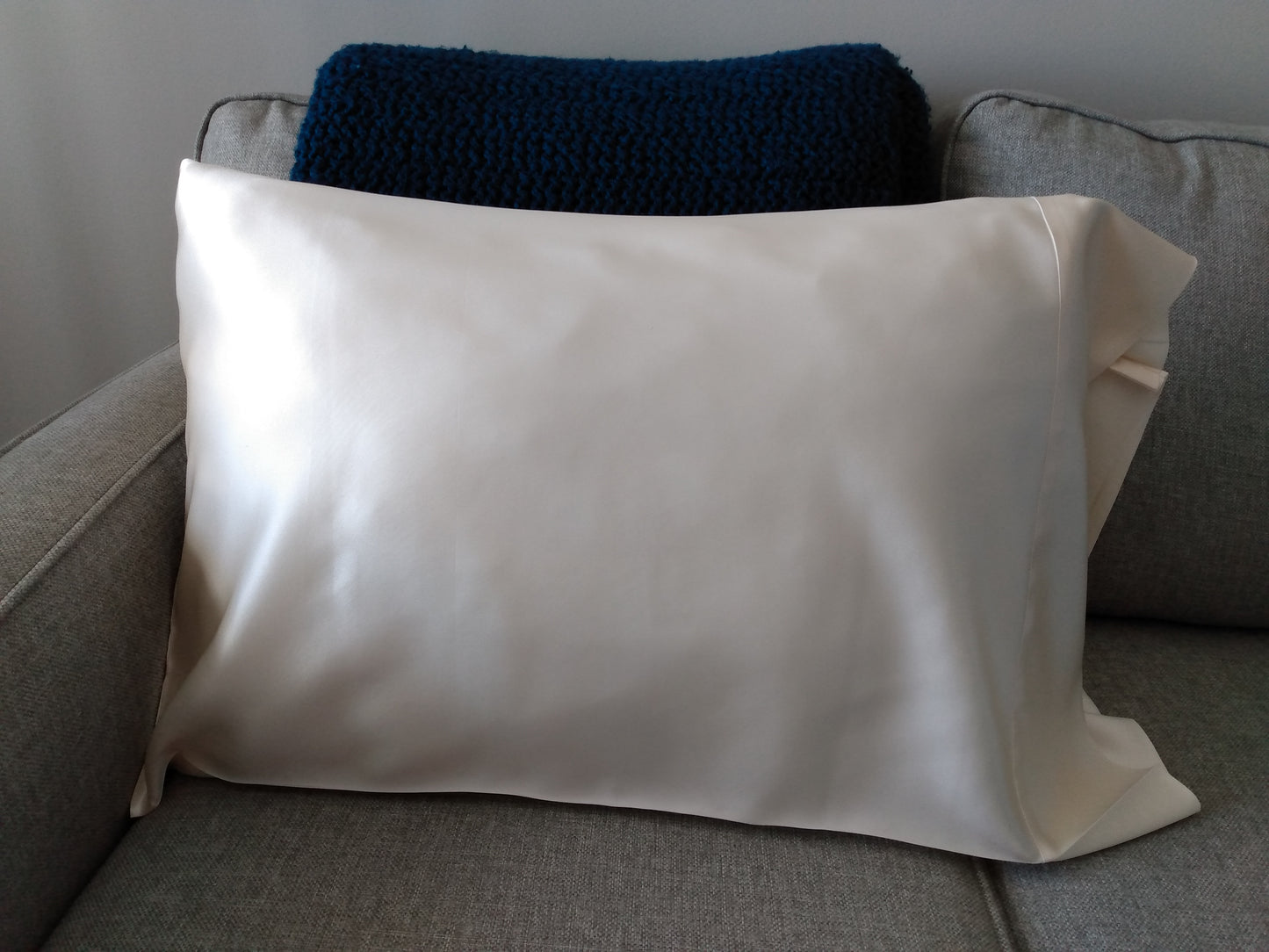100% Mulberry Silk Charmeuse Pillowcase Cream