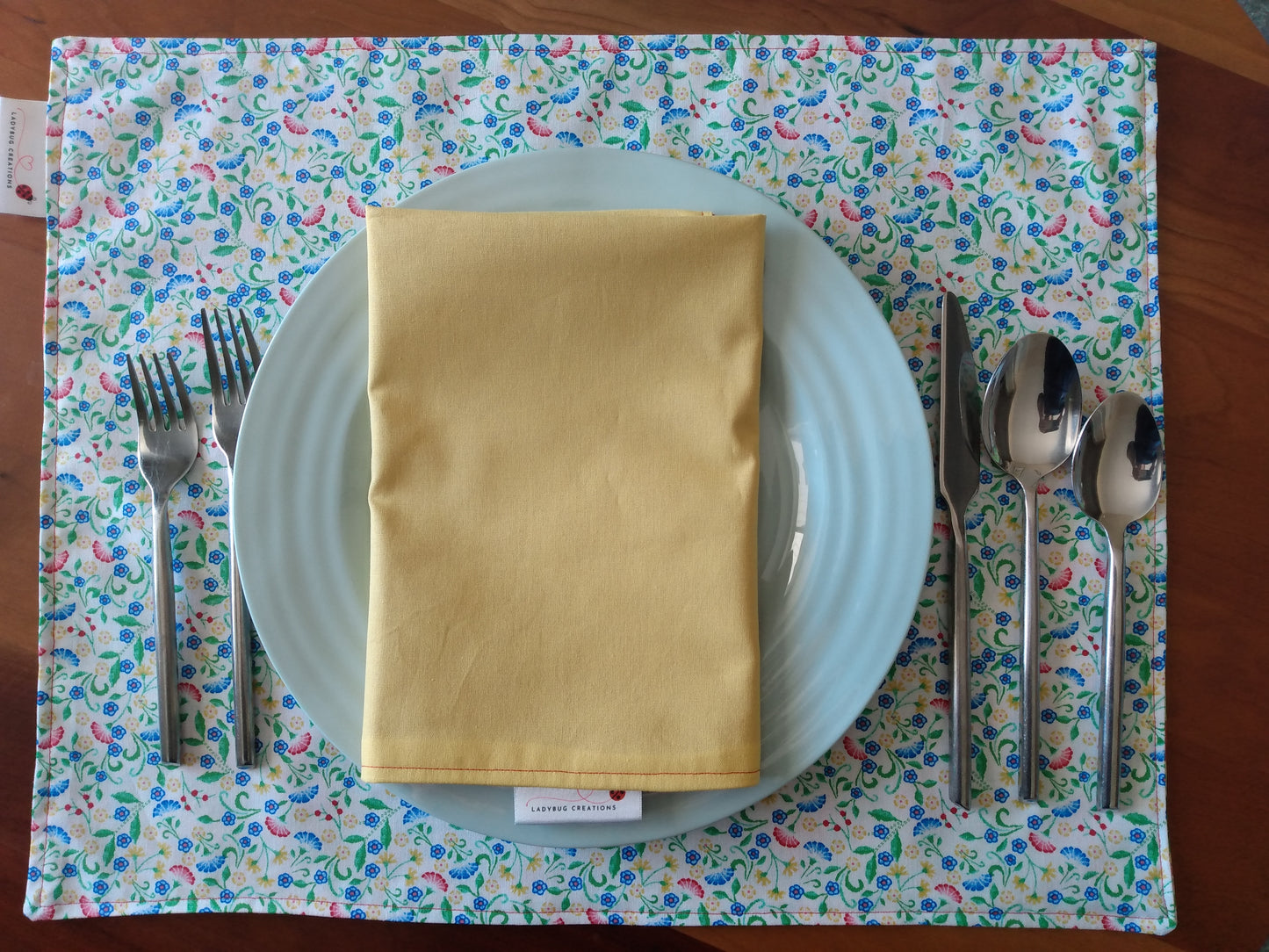 Placemats Napkins Reversible Yellow Red Floral