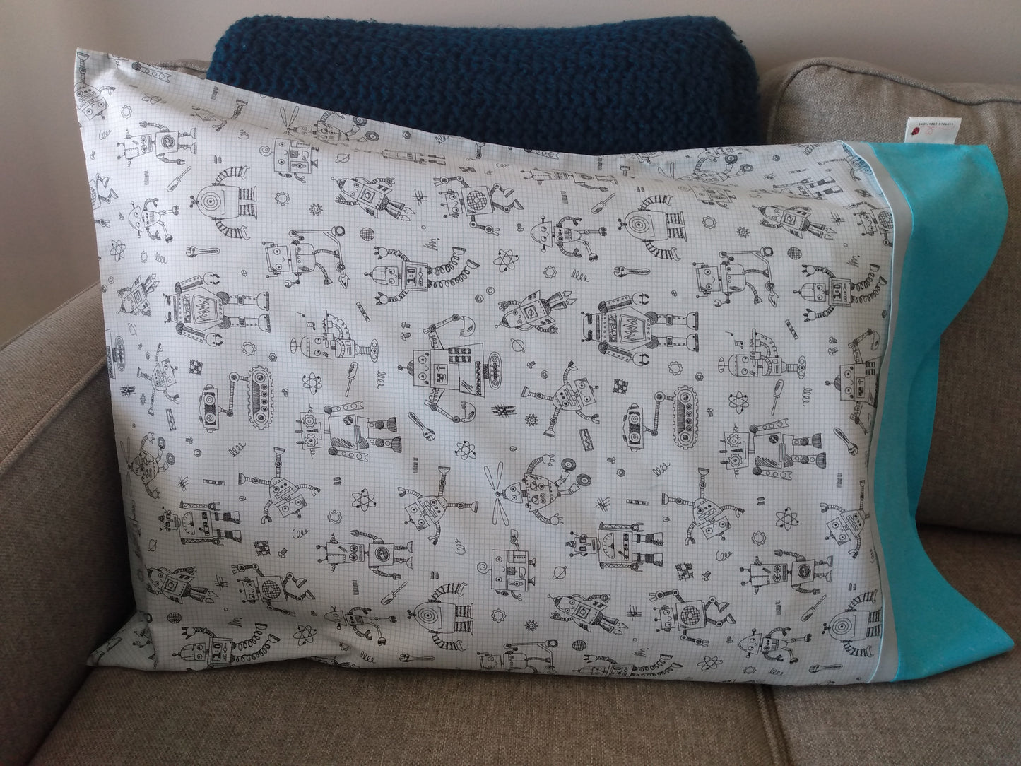 100% Cotton Pillowcase Robots BW Drawings
