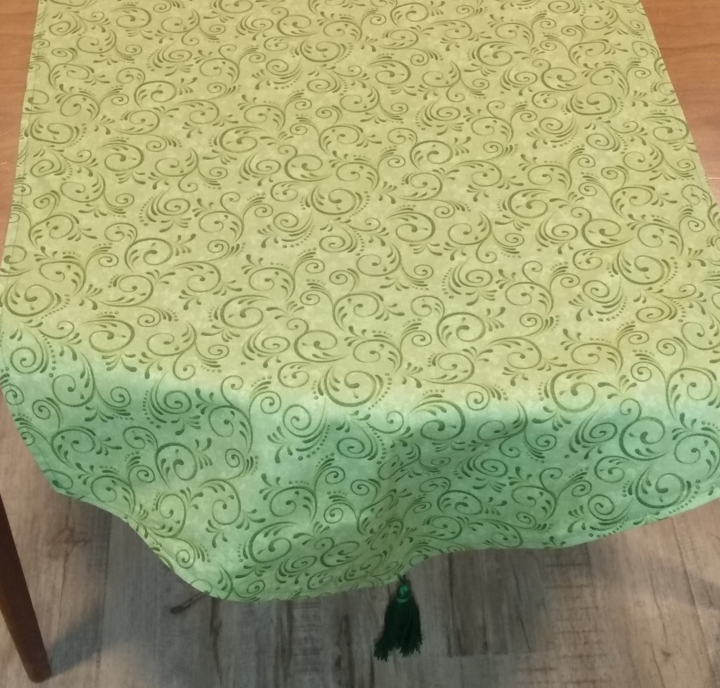 Table Runner Reversible 100% Cotton Green and Gold Swirl