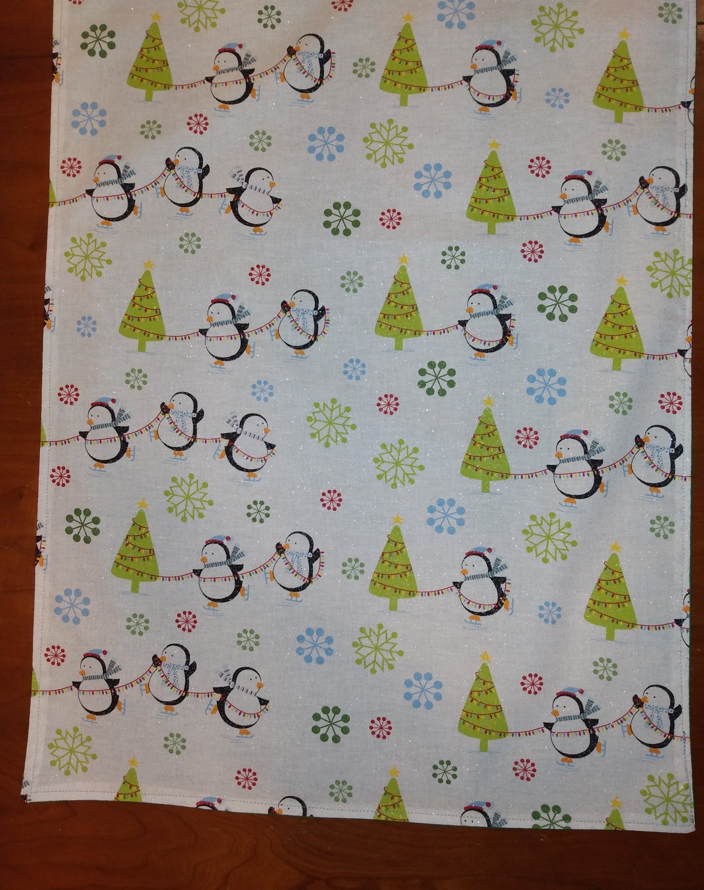 Table Runner 100% Cotton Penguins Christmas Trees Forest Green