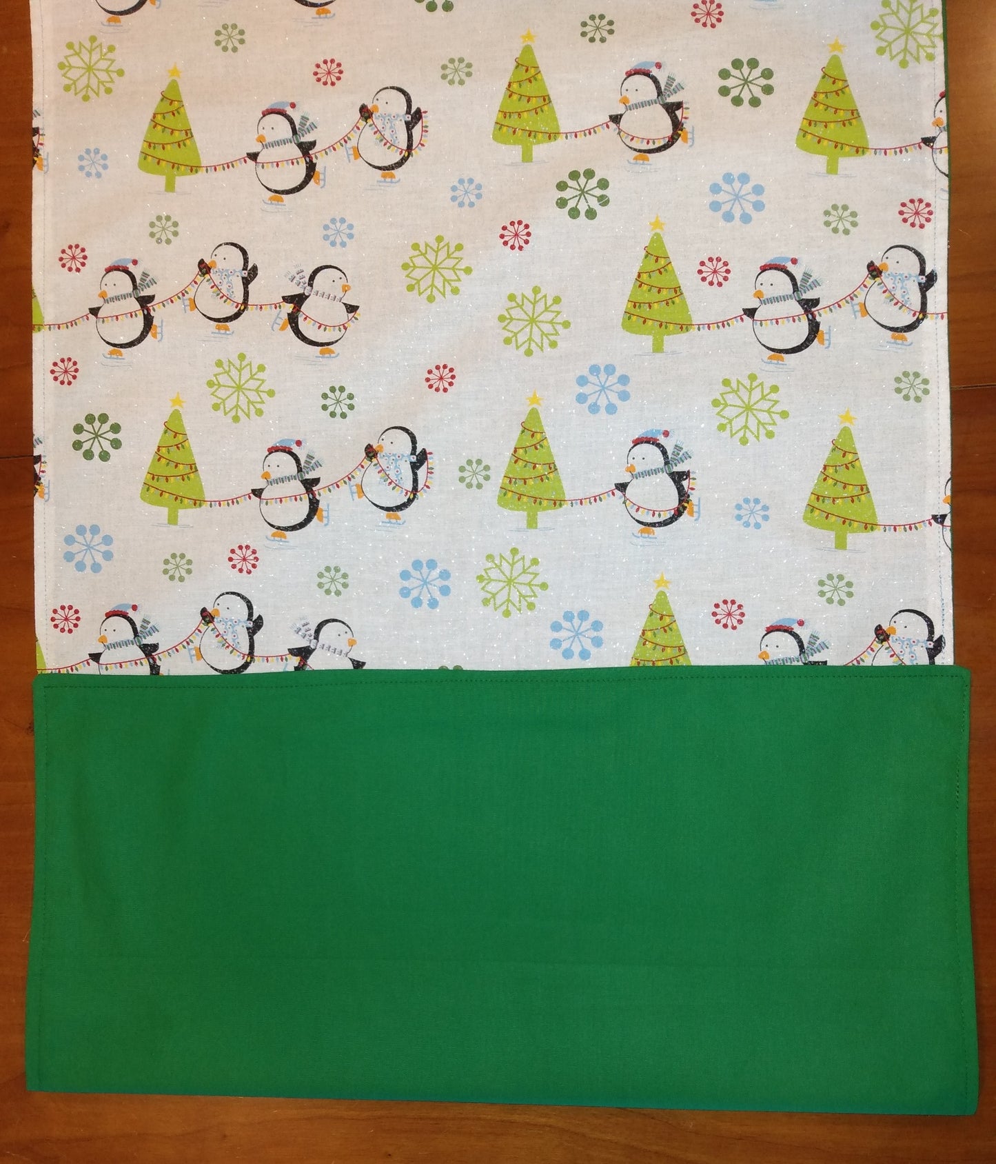 Table Runner 100% Cotton Penguins Christmas Trees Forest Green