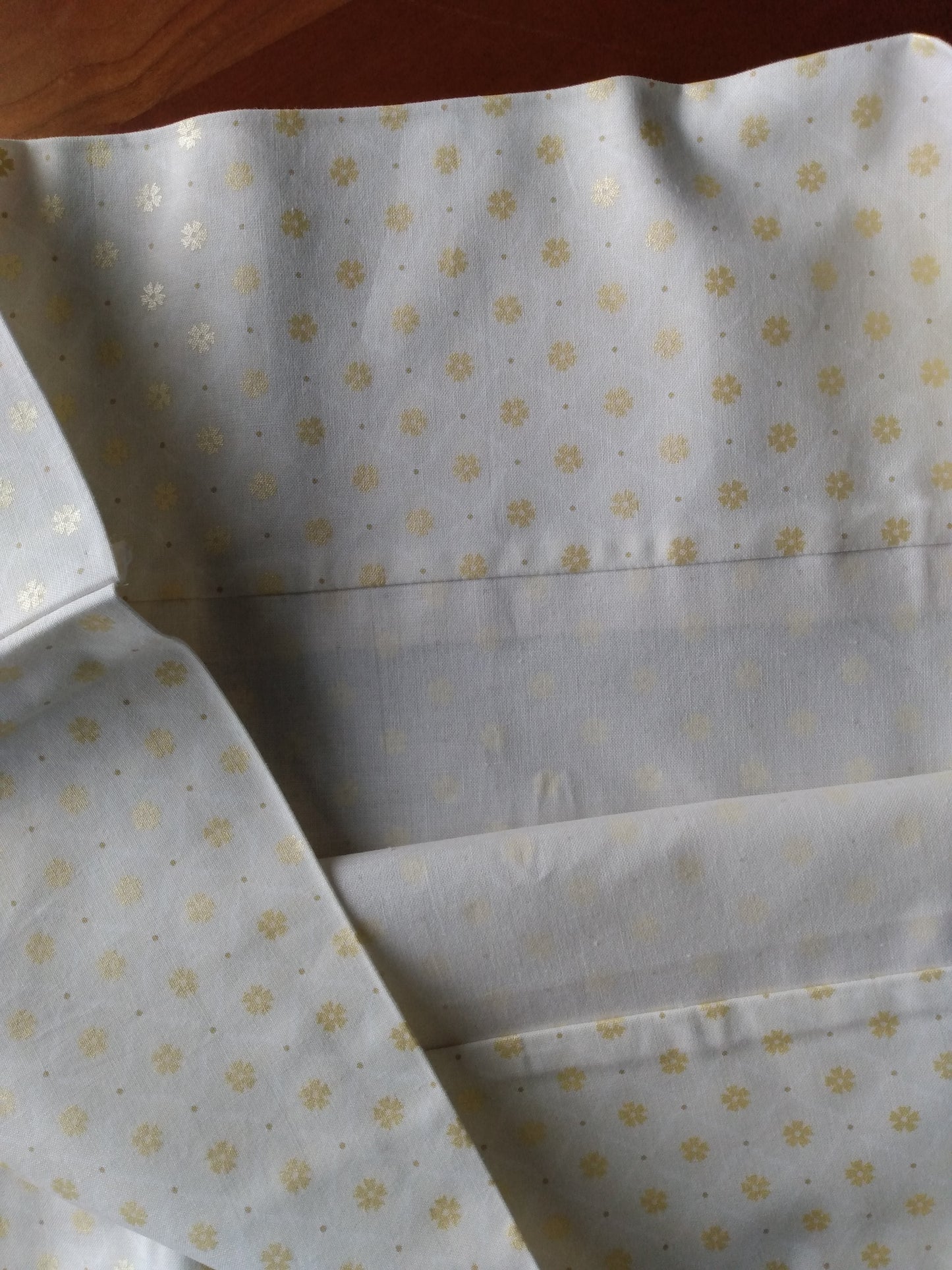 100% Cotton Pillowcase Gold Cream