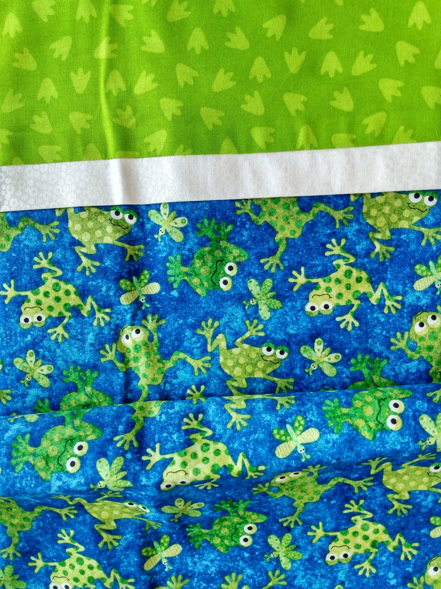 100% Cotton Pillowcase Frogs Blue Green
