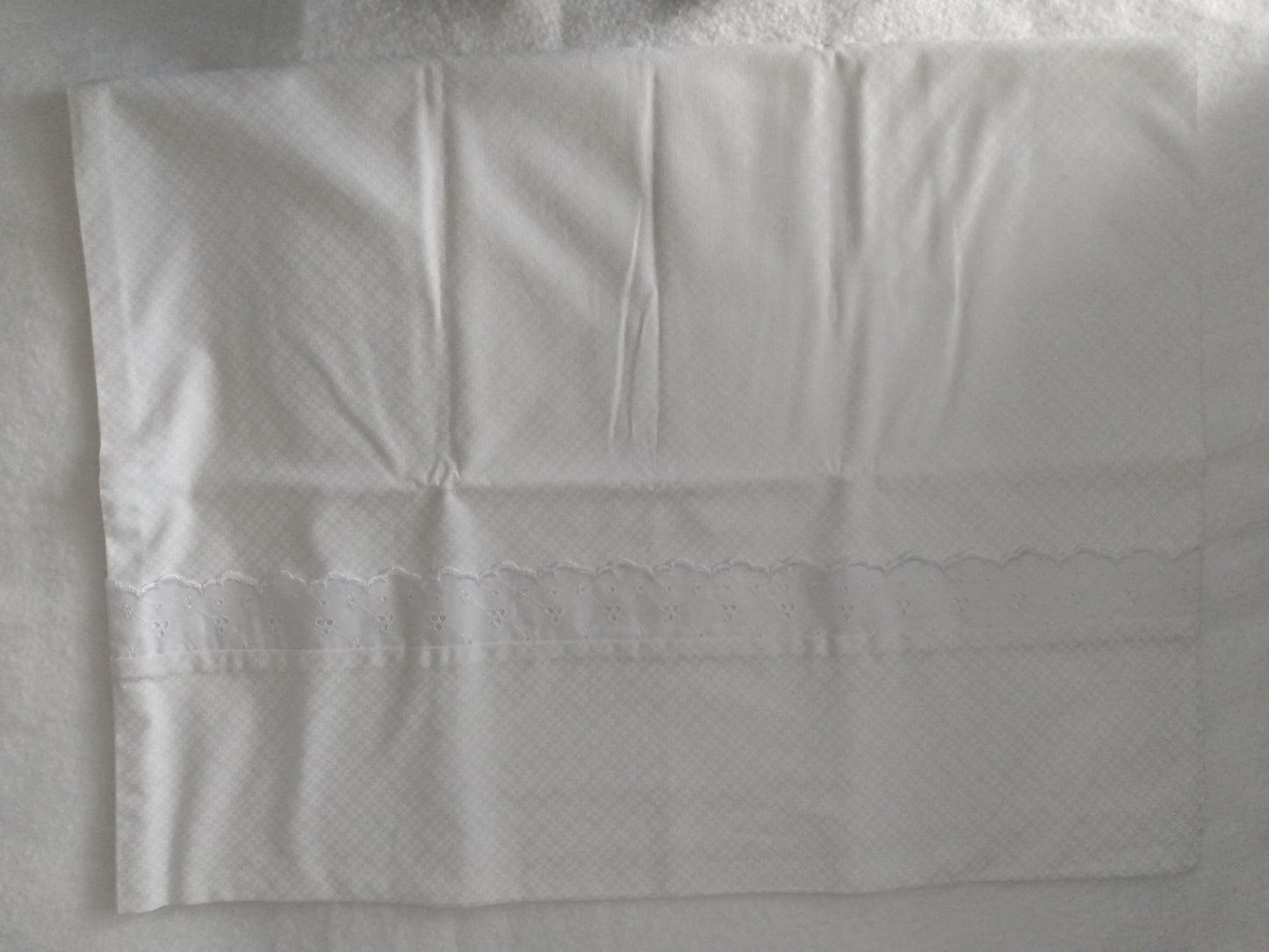 100% Cotton Pillowcase White Lace