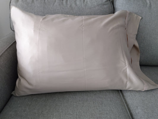 50% Cotton/ 50% Silk Pillowcase Cream Light Pink