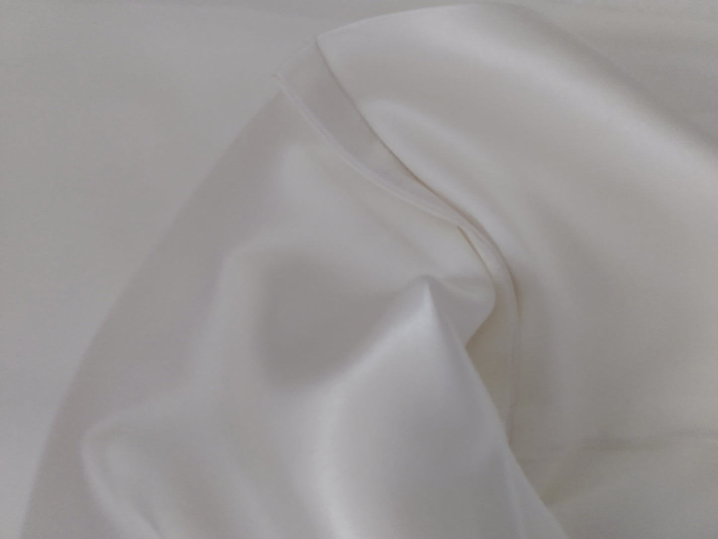 100% Mulberry Silk Charmeuse Pillowcase White